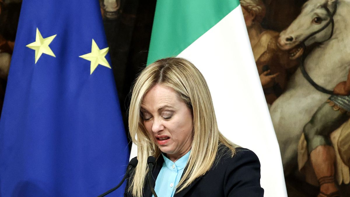 První politický neúspěch Meloniové. Její kandidát prohrál volby na Sardinii